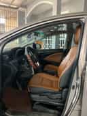 Toyota Innova 2018-9