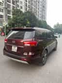 Kia Sedona 2017-1