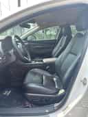 Mazda 3 2022-3