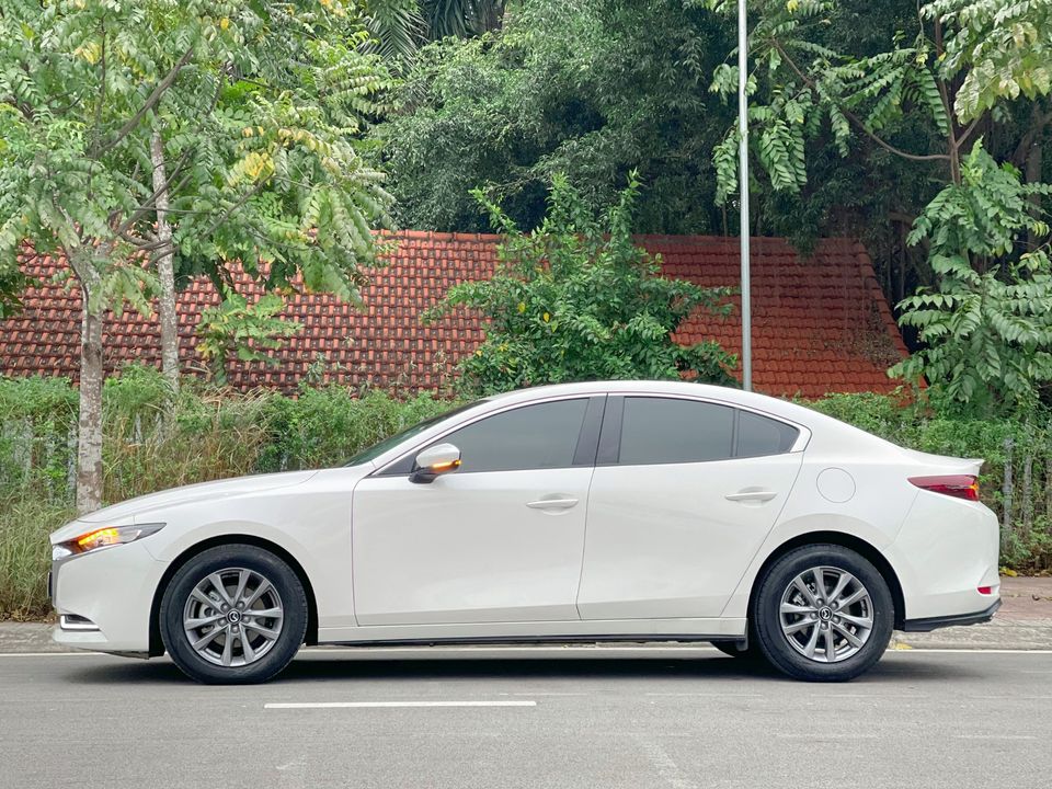 SigoVN - Cho thuê xe tự lái Hà Nội - Mazda 3