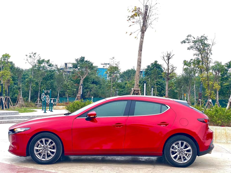 SigoVN - Cho thuê xe tự lái Lào Cai - Mazda 3 Hatchback