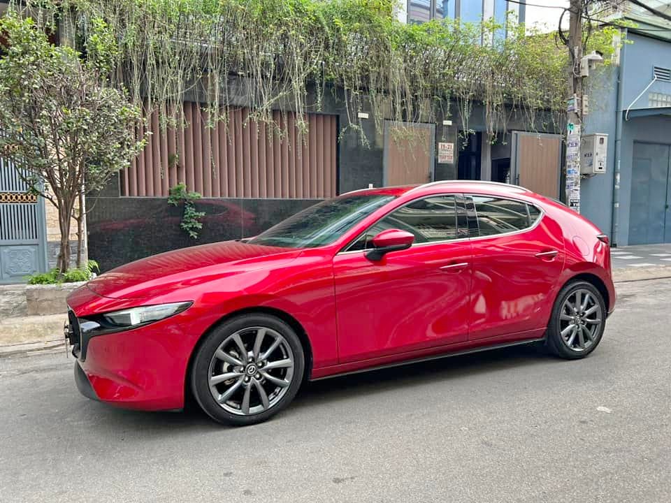 SigoVN - Cho thuê xe tự lái - Mazda 3