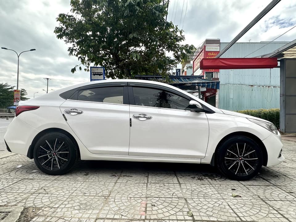 SigoVN - Cho thuê xe tự lái Thanh Khê Đà Nẵng - Hyundai Accent