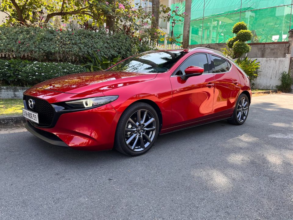 Thuê xe Mazda 3 2021 tự lái và bảng giá  IziCar  Một chạm đi muôn nơi