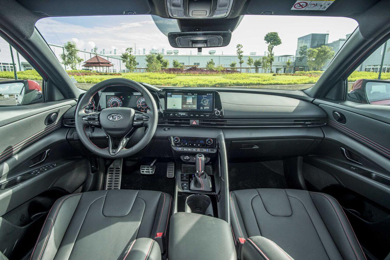 Thuê xe Hyundai Elantra tự lái - Đánh giá ưu điểm